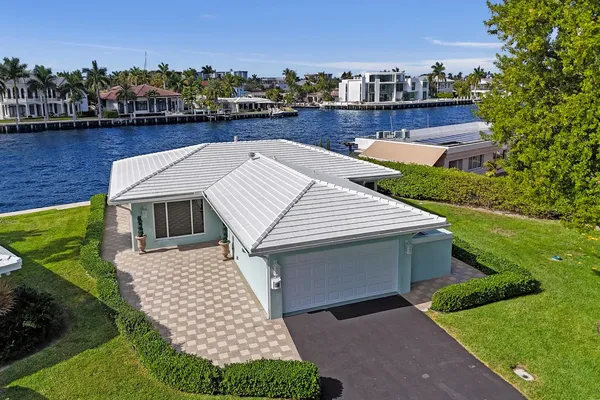 $1,895,000 | 1431 South Ocean Boulevard, Unit 17, Lauderdale-by-the-Sea, FL 33062