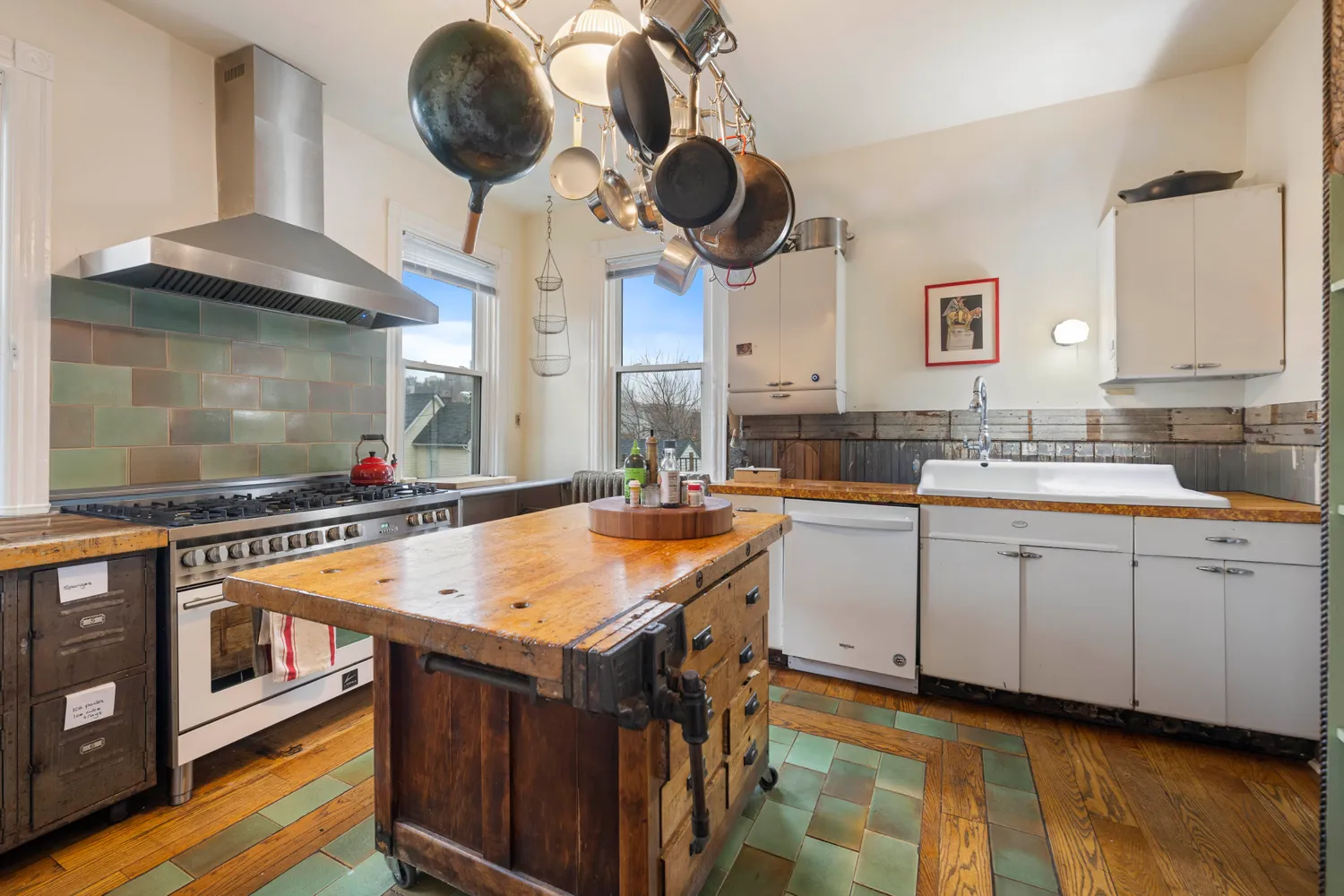 $4,000 | 47 Adrian Avenue | Marble Hill