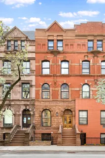 $699,000 | 118 West 81st Street, Unit 3F | Upper West Side