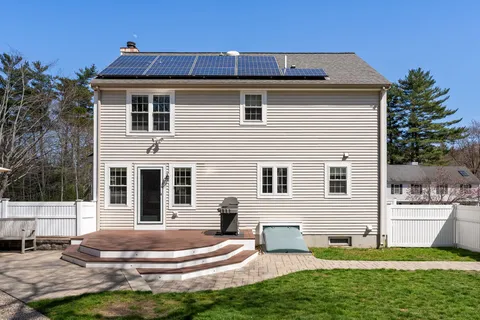 $825,000 | 53 Mansfield Street, South Weymouth, MA 02190