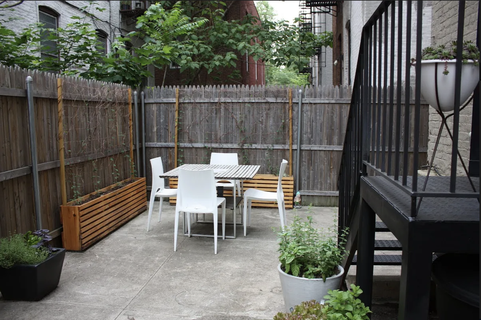 226 St James Place, Unit 1R Brooklyn, NY 11238 - Photo 12 of 14 a view of outdoor space with seating space