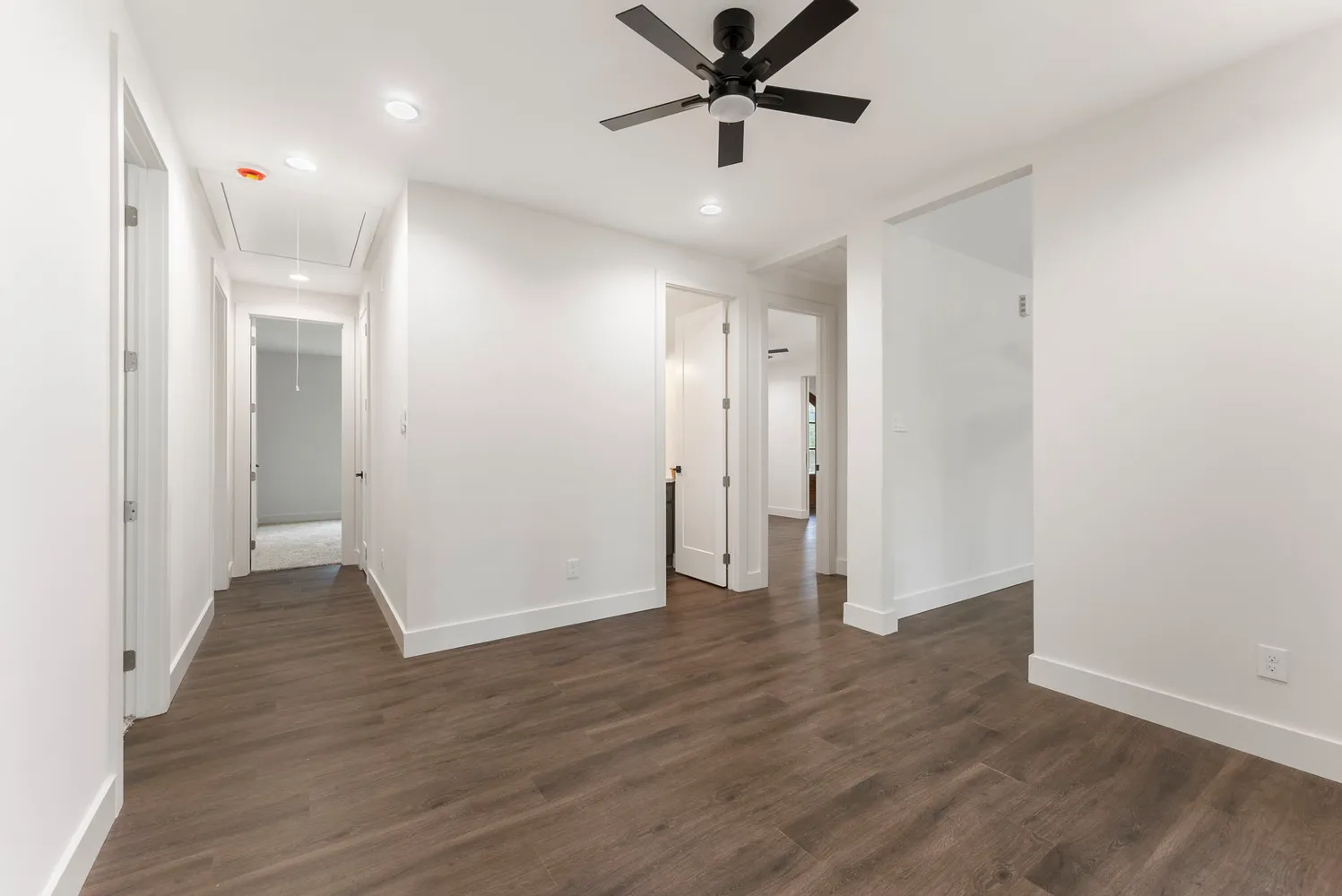 $887,500 | 29001 Colin Court, Waller, TX 77484