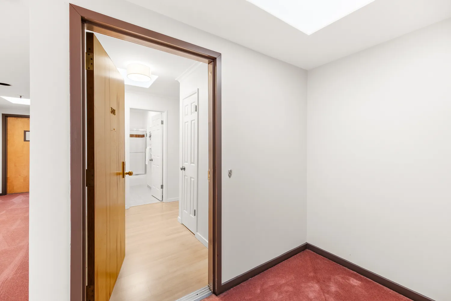 $895,000 | 1500 Willow Avenue, Unit 301, Burlingame, CA 94010