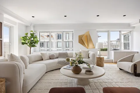 $5,500,000 | 40 East 84th Street, Unit 17A | Upper East Side