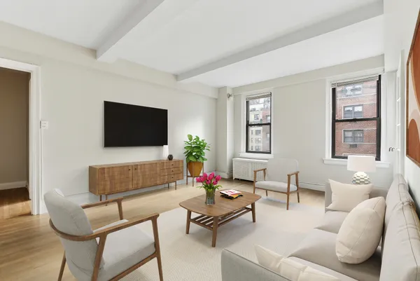 $550,000 | 321 East 54th Street, Unit 9B | Sutton Place