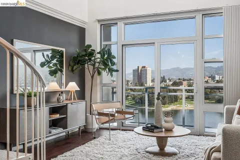 $798,000 | 1 Lakeside Drive, Unit 911, Oakland, CA 94612