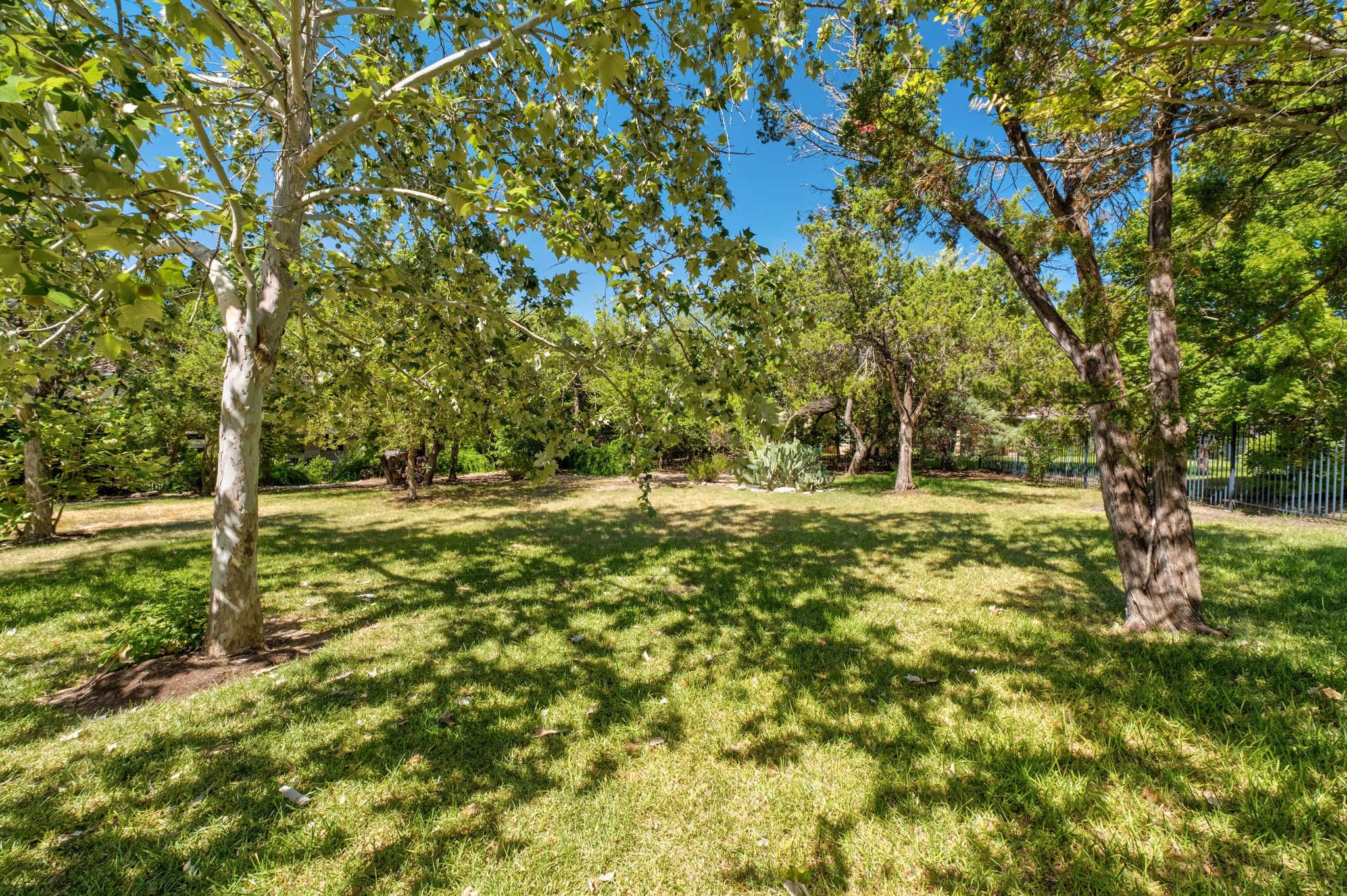 16200 Spillman Ranch Loop Austin, TX 78738 - Photo 40 of 45