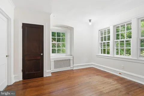 $895,000 | 6711 Lincoln Drive, Philadelphia, PA 19119