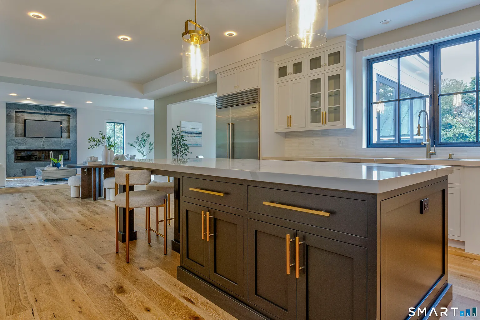 729 Smith Ridge Road New Canaan, CT 06840 - Photo 6 of 22