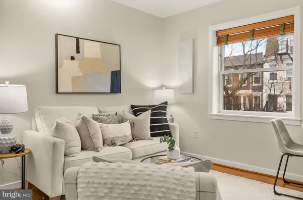 $284,900 | 3534 10th Street Northwest, Unit 200, Washington, DC 20010