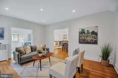 $1,425,000 | 5120 Wilson Lane, Bethesda, MD 20814