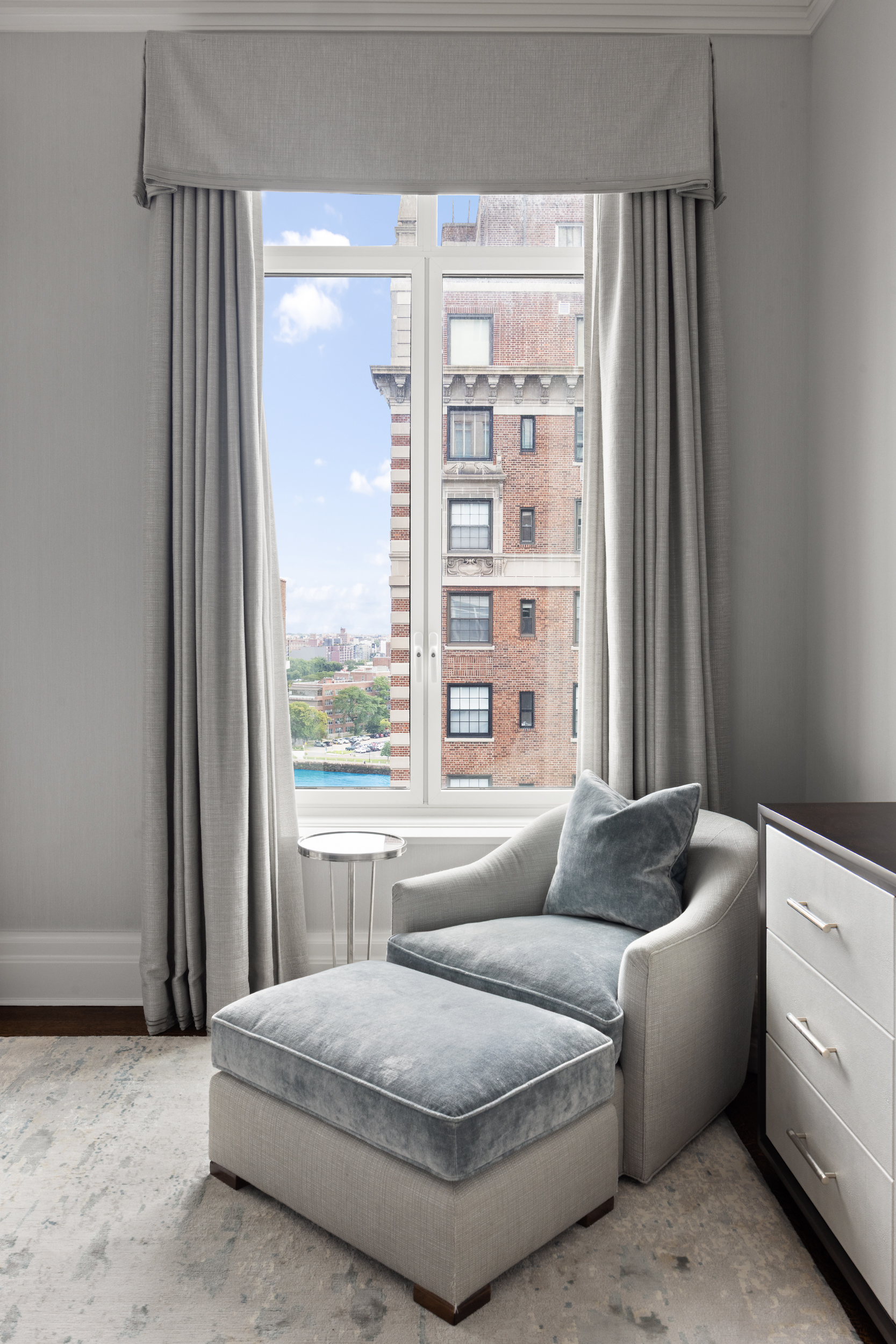 20 East End Avenue, Unit 10A Manhattan, NY 10028 - Photo 18 of 37