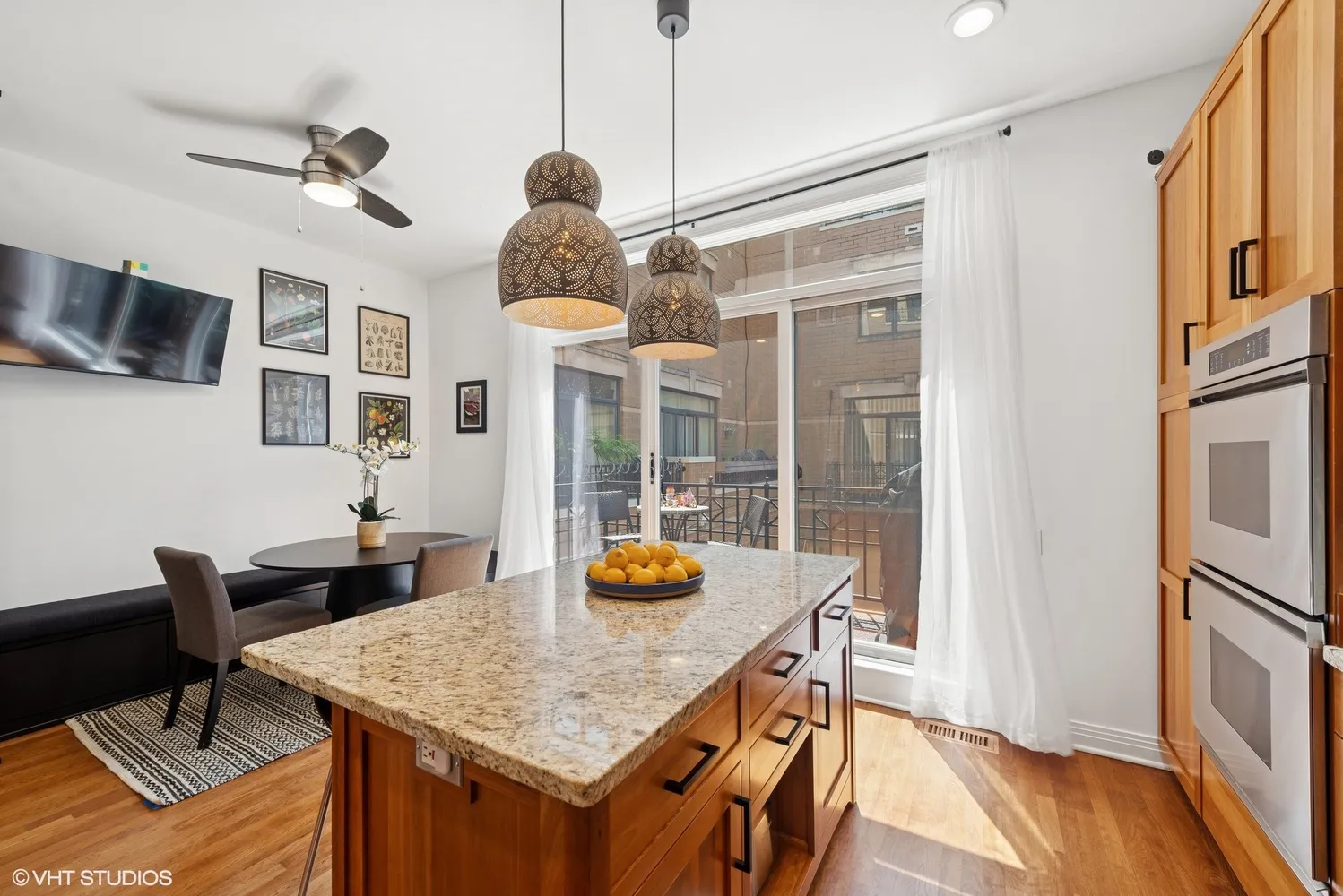 $895,000 | 1816 South Indiana Avenue, Unit G, Chicago, IL 60616