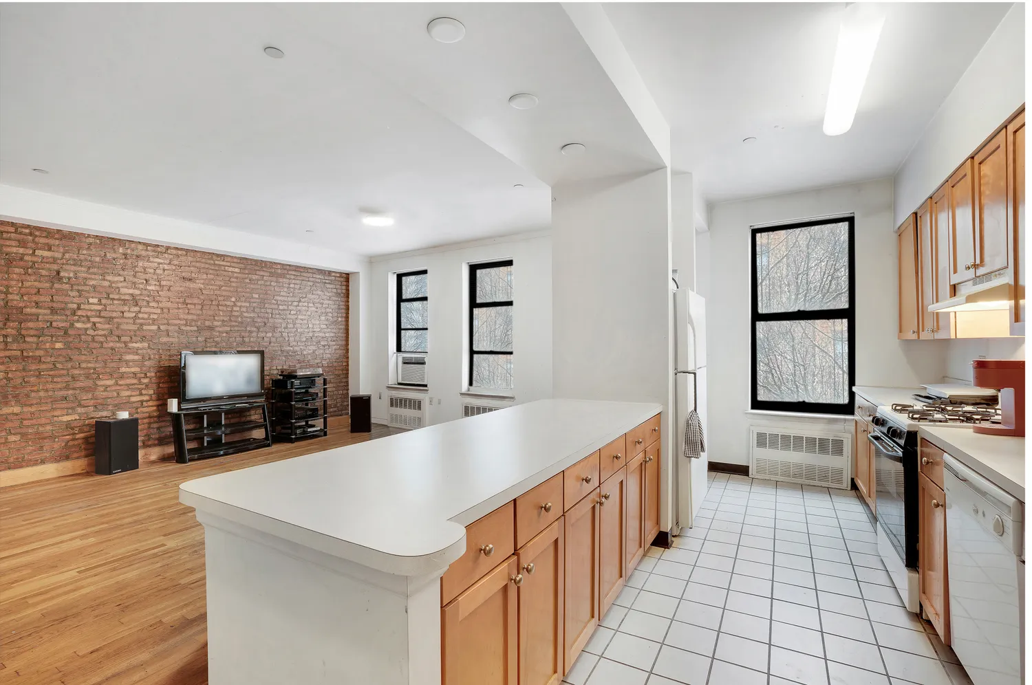 $699,999 | 24 Bradhurst Avenue, Unit 2 | Central Harlem