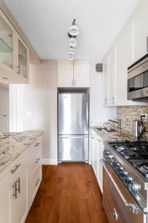 $695,000 | 440 East 79th Street, Unit 12H | Upper East Side