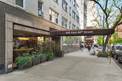 $1,595,000 | 445 East 86th Street, Unit 5H | Upper East Side