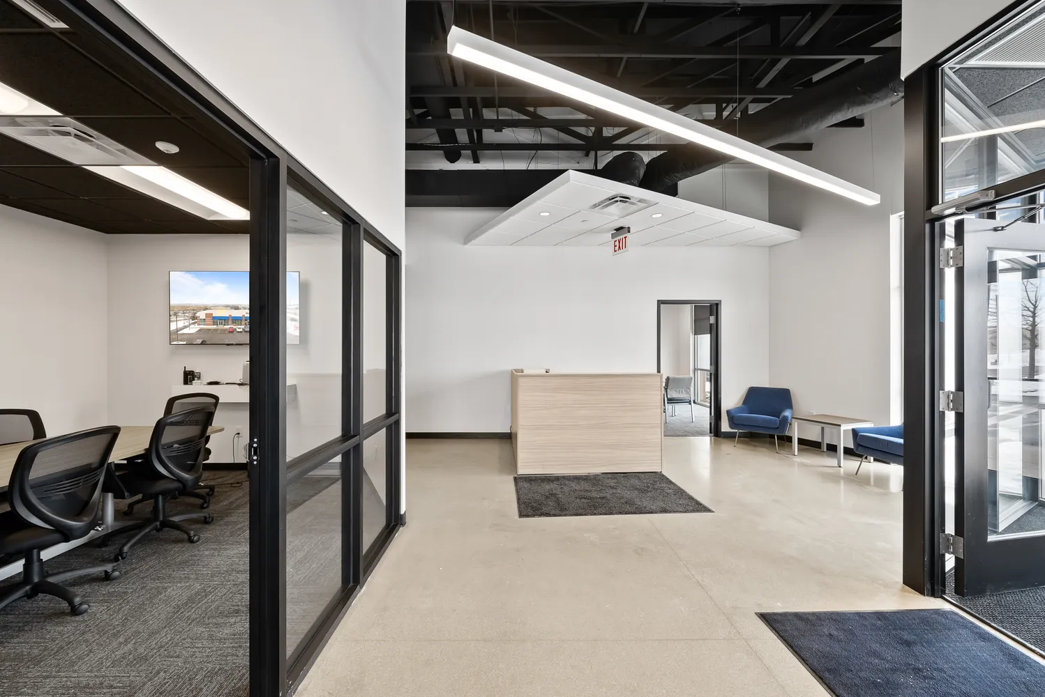 $5,100 | 652 North Edwards Boulevard, Unit 4, Lake Geneva, WI 53147