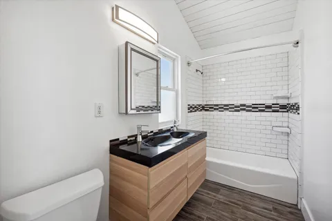 $2,199,000 | 336 Canal Street, Newport Beach, CA 92663