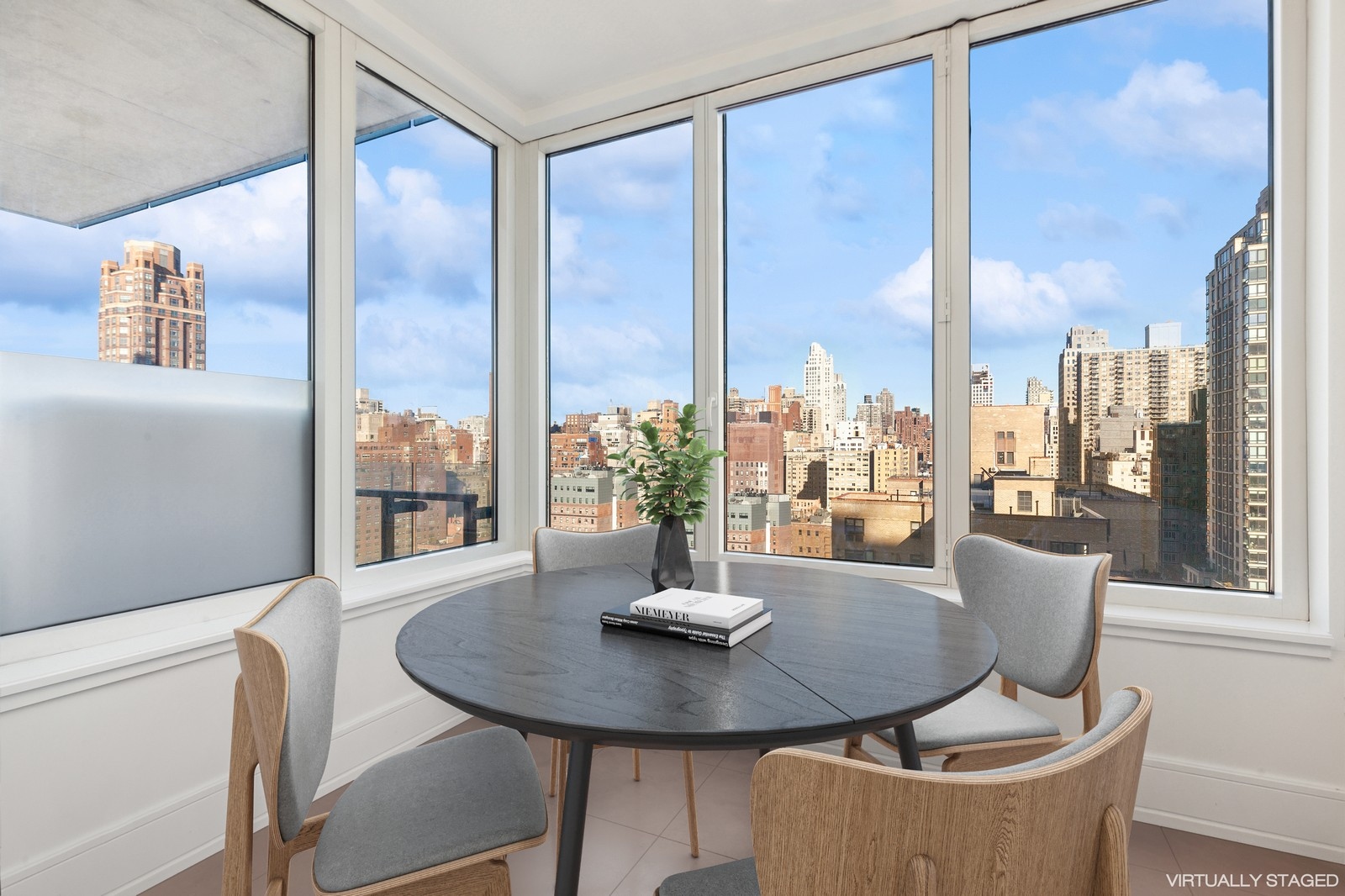 255 East 74th Street, Unit 16C Manhattan, NY 10021 - Photo 2 of 10