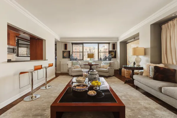 $2,000,000 | 135 East 83rd Street, Unit 14D | Upper East Side