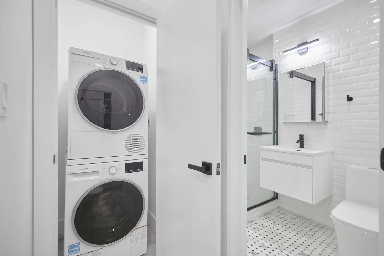 $6,995 | 723 11th Avenue, Unit 1 | Hell's Kitchen