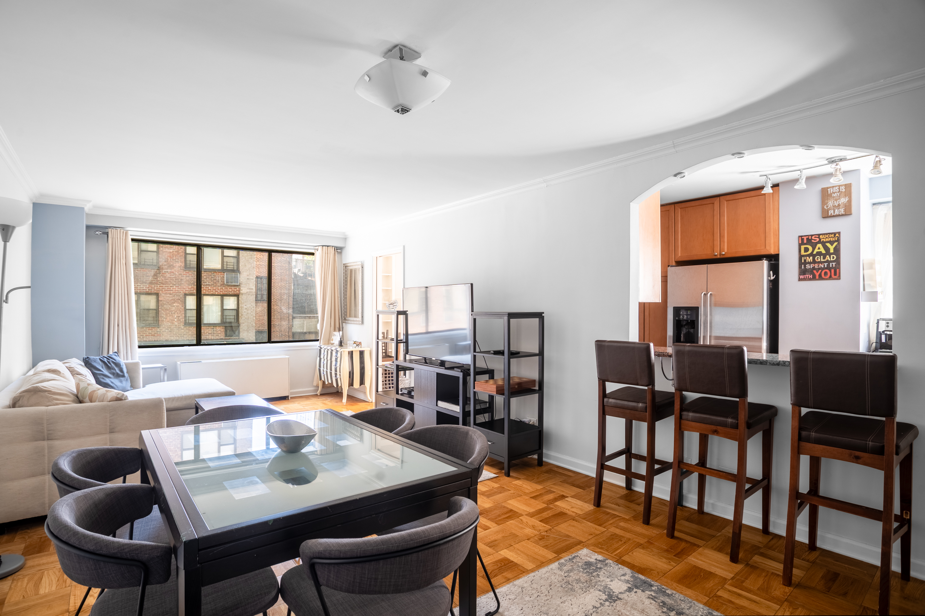 345 East 73rd Street, Unit 2B Manhattan, NY 10021 - Photo 2 of 12