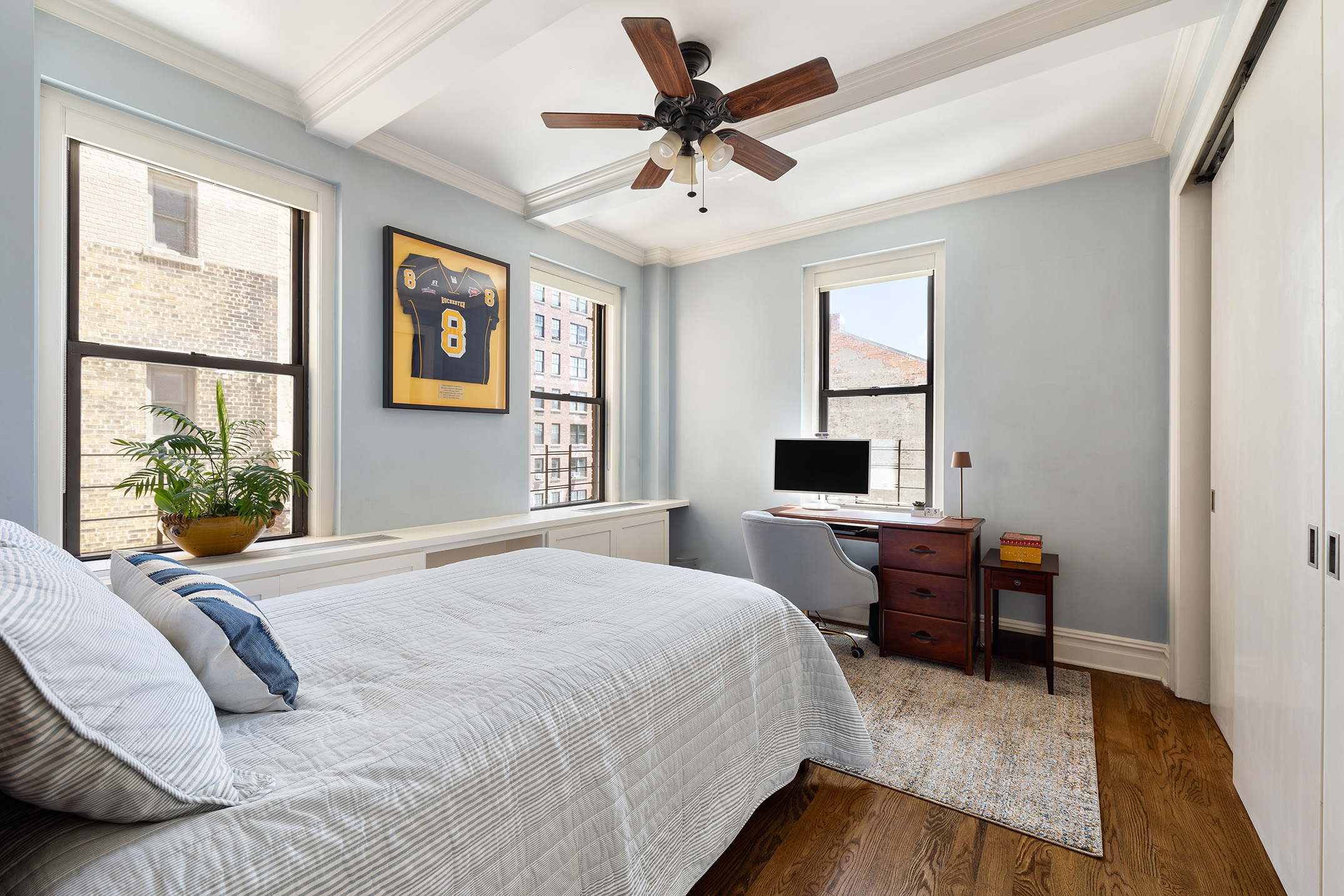 18 West 70th Street, Unit 7C Manhattan, NY 10023 - Photo 9 of 17