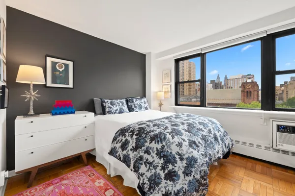 $550,000 | 230 East 15th Street, Unit 9B | Gramercy
