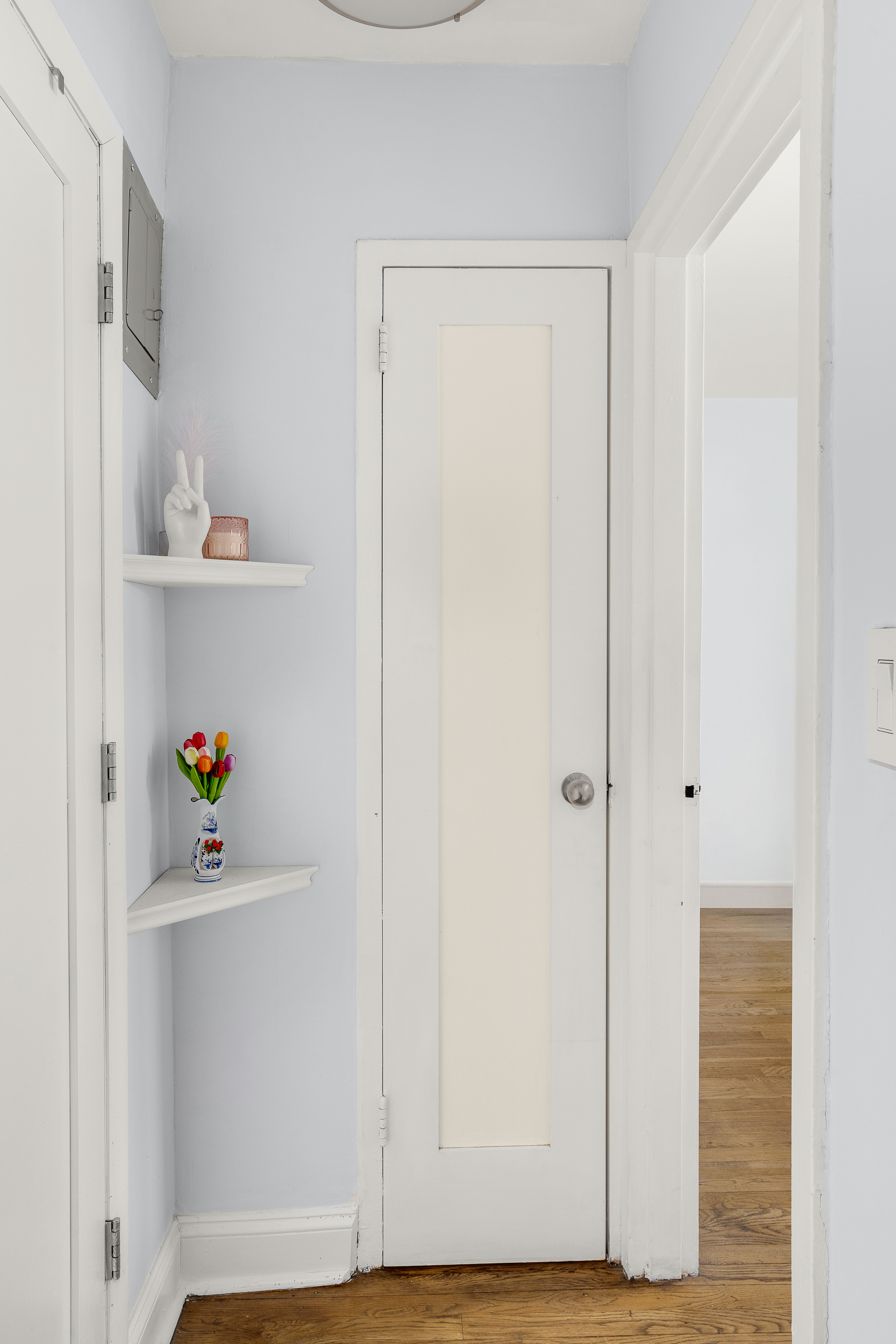 311 East 75th Street, Unit 4K Manhattan, NY 10021 - Photo 7 of 8 a view of an empty room