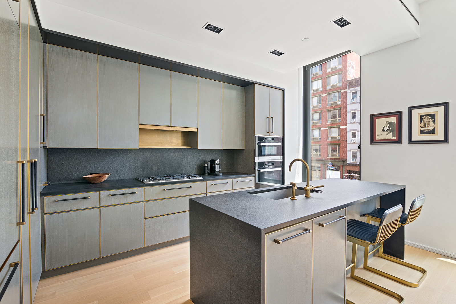 505 West 19th Street, Unit 2C Manhattan, NY 10011 - Photo 4 of 9