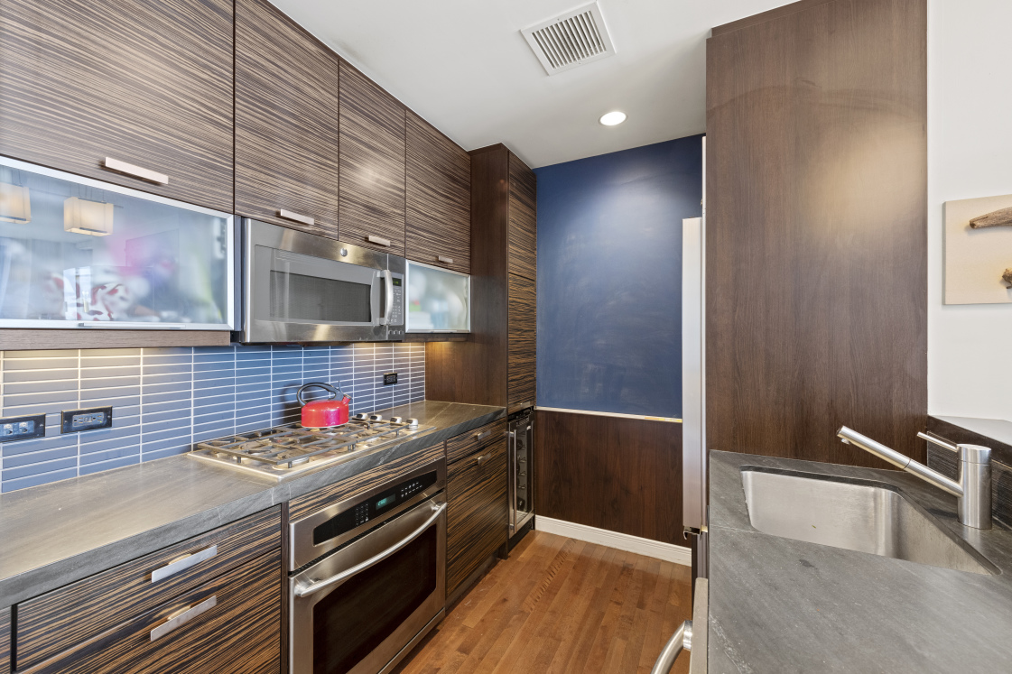 101 West 24th Street, Unit 15C Manhattan, NY 10011 - Photo 4 of 17