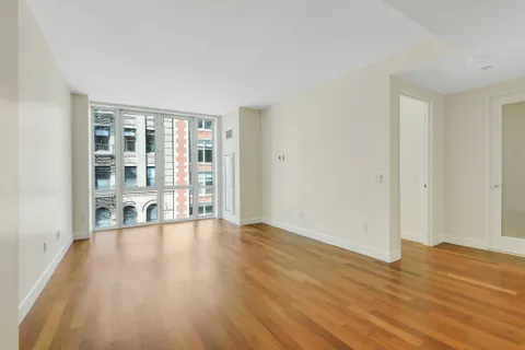 $1,150,000 | 130 West 20th Street, Unit 4B | Chelsea