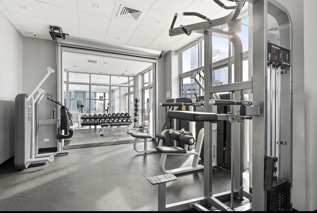 500 West 43rd Street, Unit 4E Manhattan, NY 10036 - Photo 8 of 11