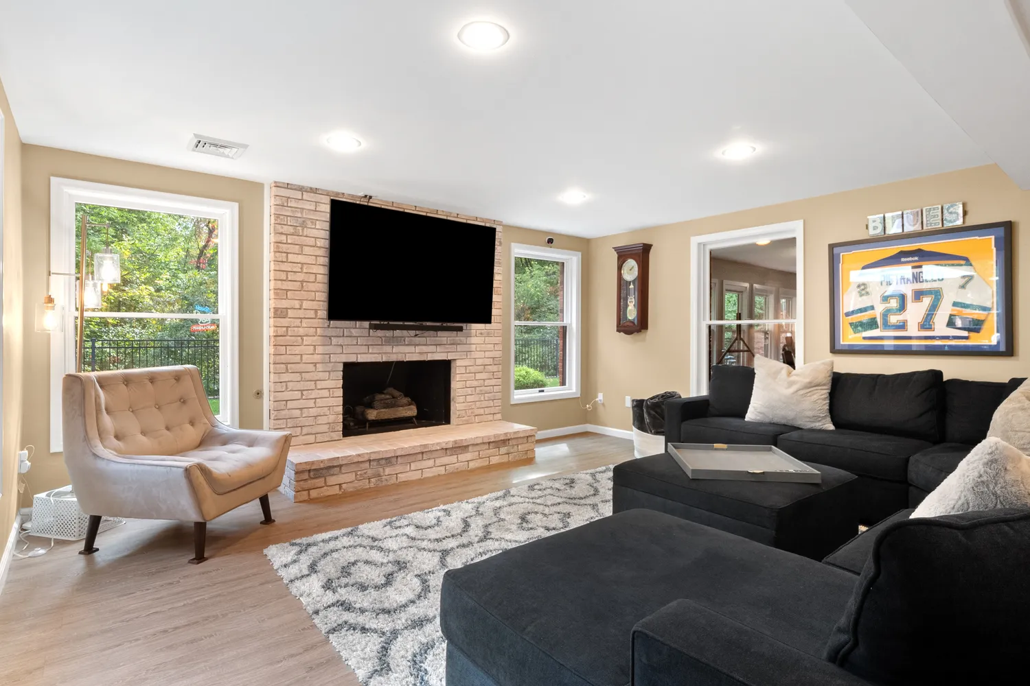 $1,995,000 | 13352 Weston Park Drive, St. Louis, MO 63131