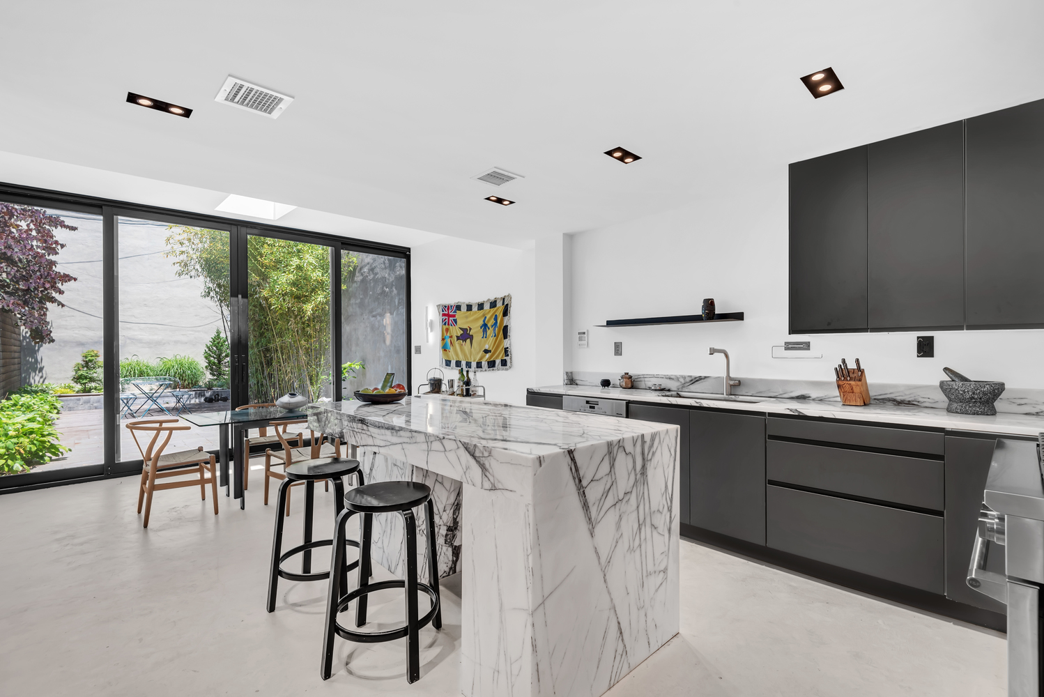 371 Decatur Street Brooklyn, NY 11233 - Photo 6 of 16