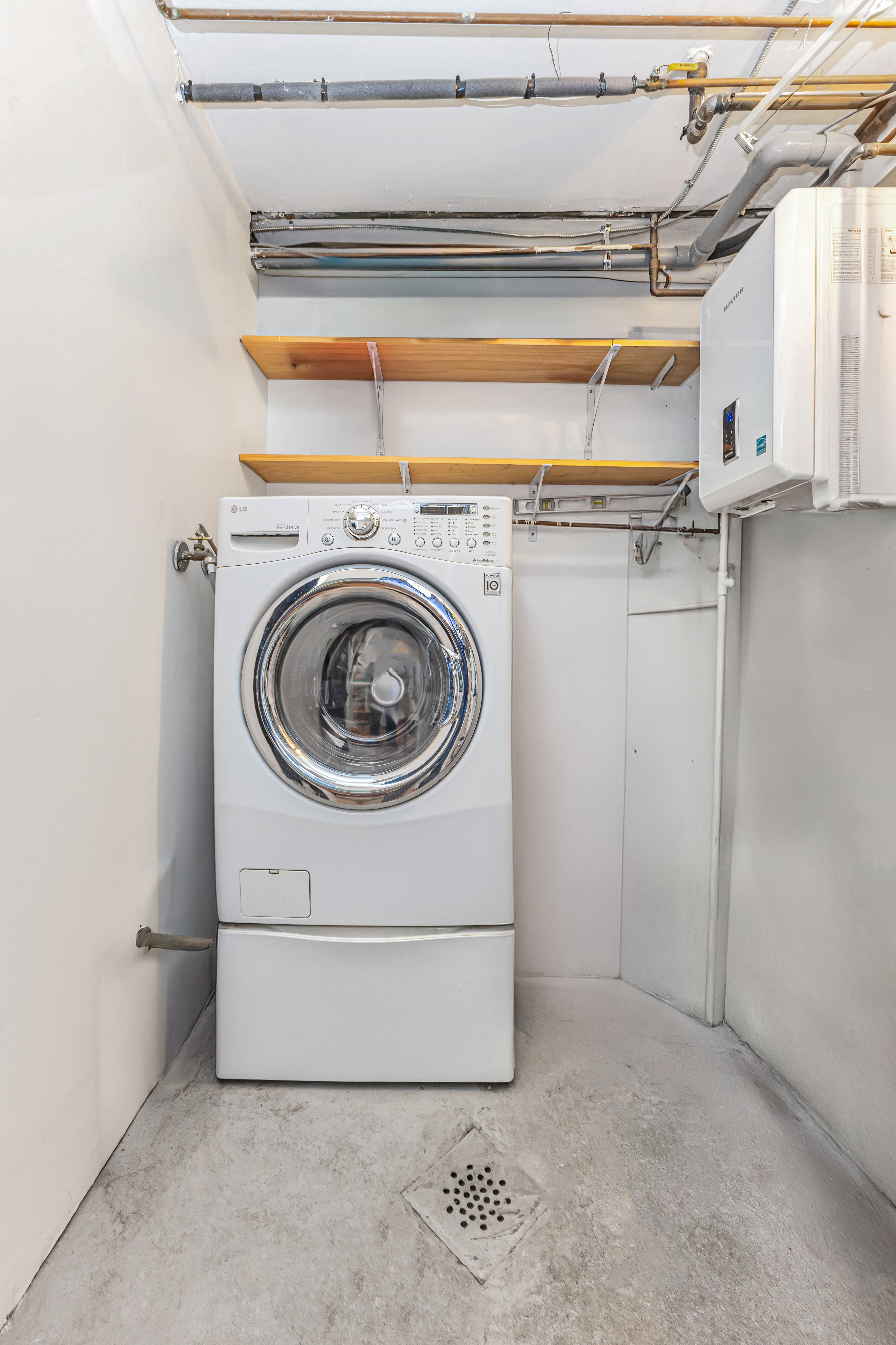 503 Clinton Street, Unit 1 Brooklyn, NY 11231 - Photo 14 of 16 a utility room with dryer and washer
