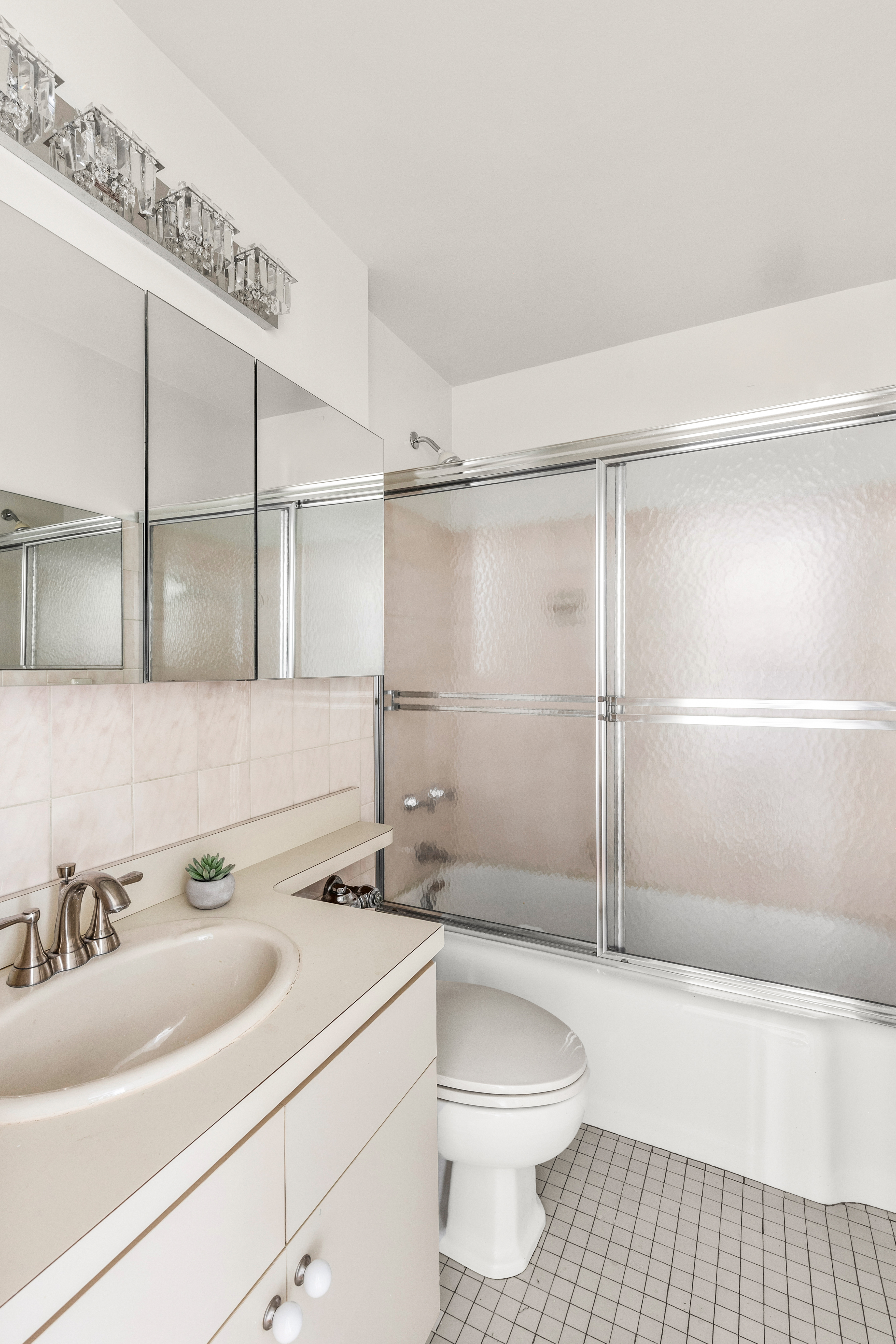 45 East End Avenue, Unit 11F Manhattan, NY 10028 - Photo 11 of 16