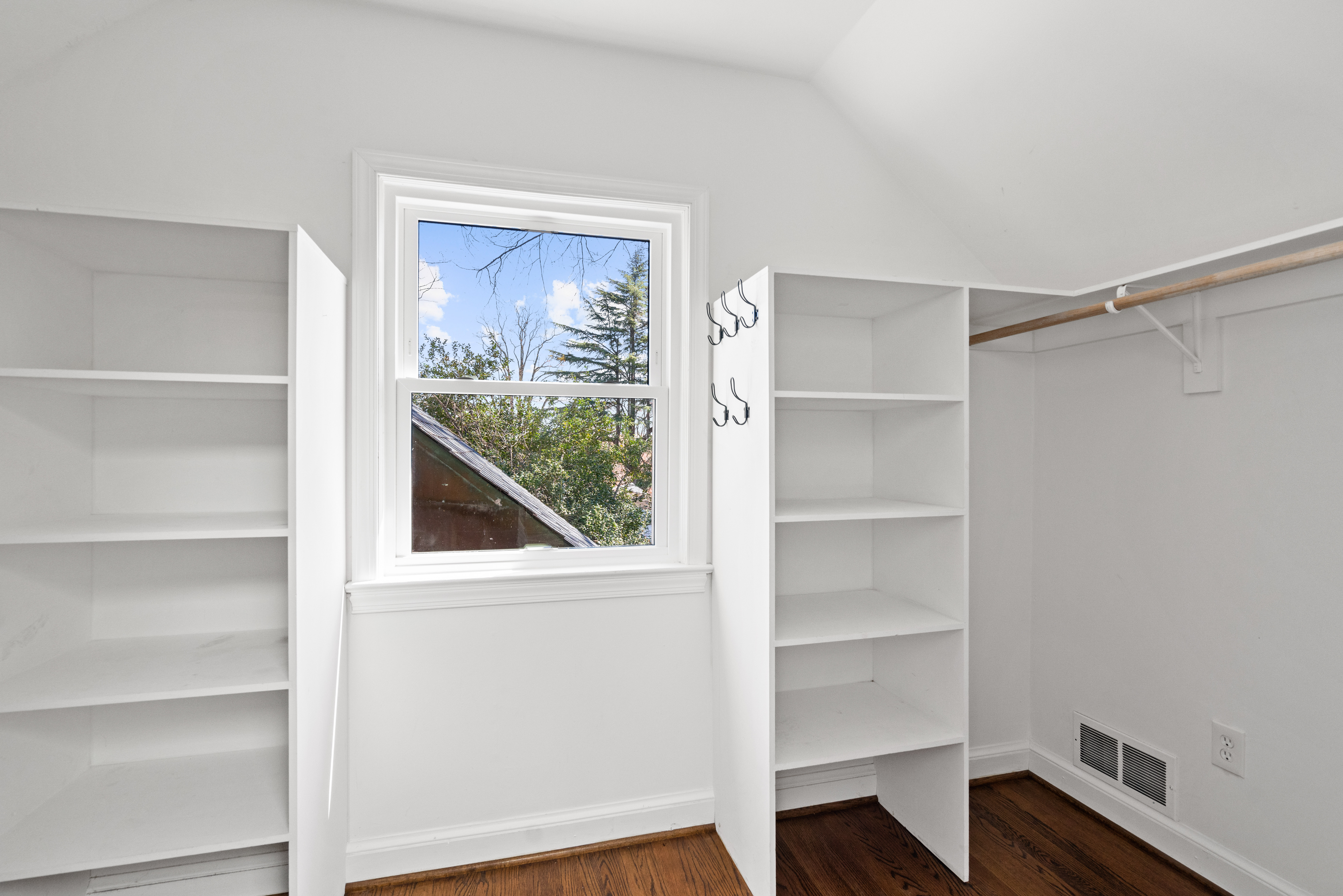 5112 Scarsdale Road Bethesda, MD 20816 - Photo 12 of 24