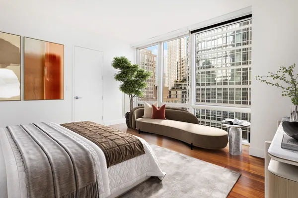 $9,500 | 10 West End Avenue, Unit 21D | Upper West Side