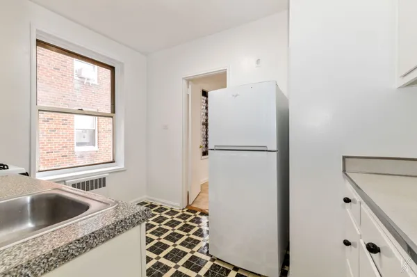 $499,000 | 79-10 34th Avenue, Unit 4U | Jackson Heights