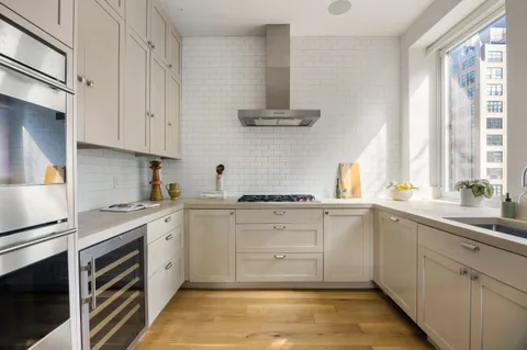 $12,750,000 | 286 Spring Street, Unit PH | Hudson Square