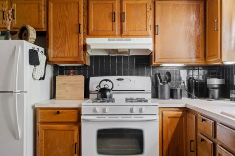 $380,000 | 142 Carpenter Street, Philadelphia, PA 19147