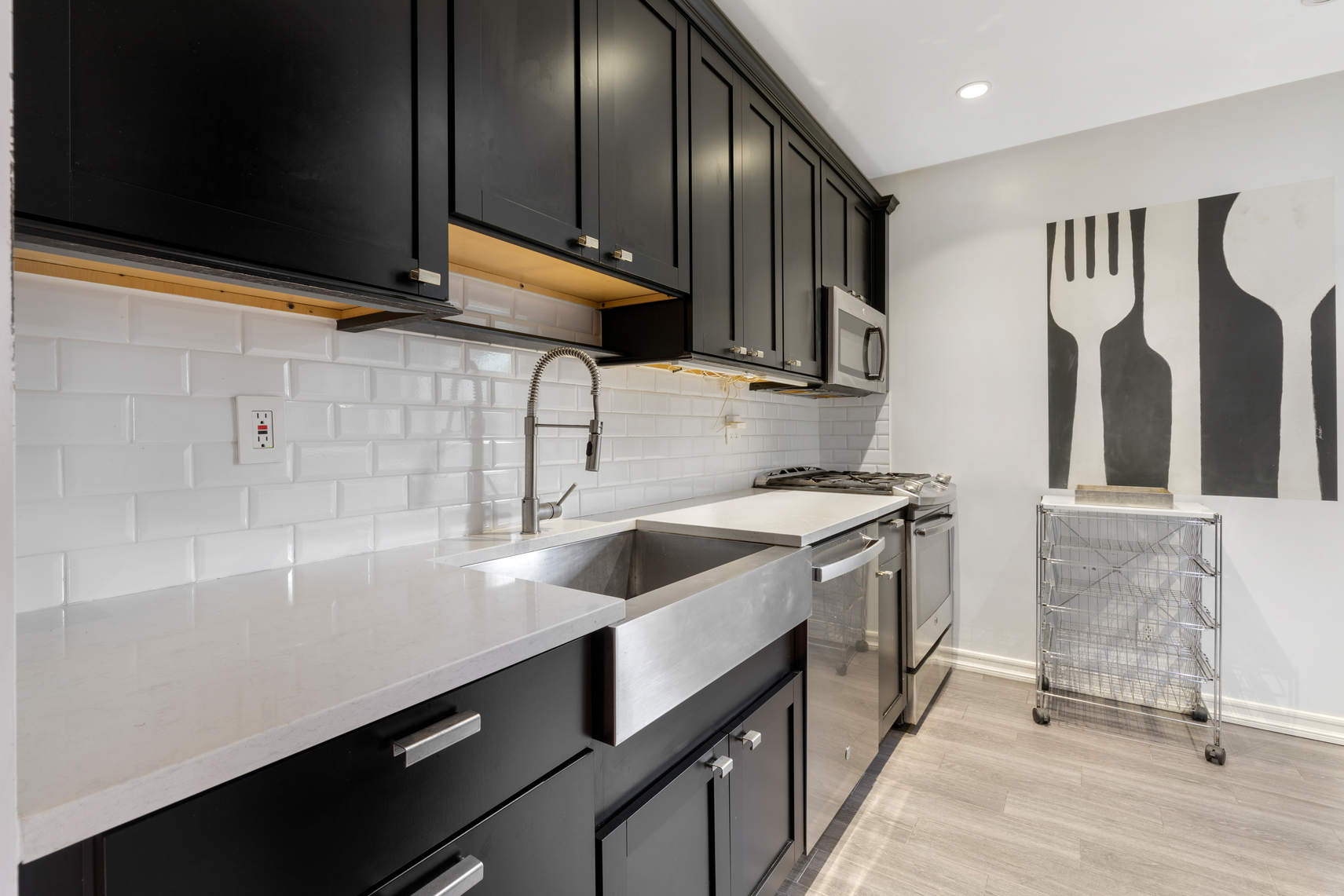 9201 Shore Road, Unit D710 Brooklyn, NY 11209 - Photo 4 of 14 Gallery Image 4