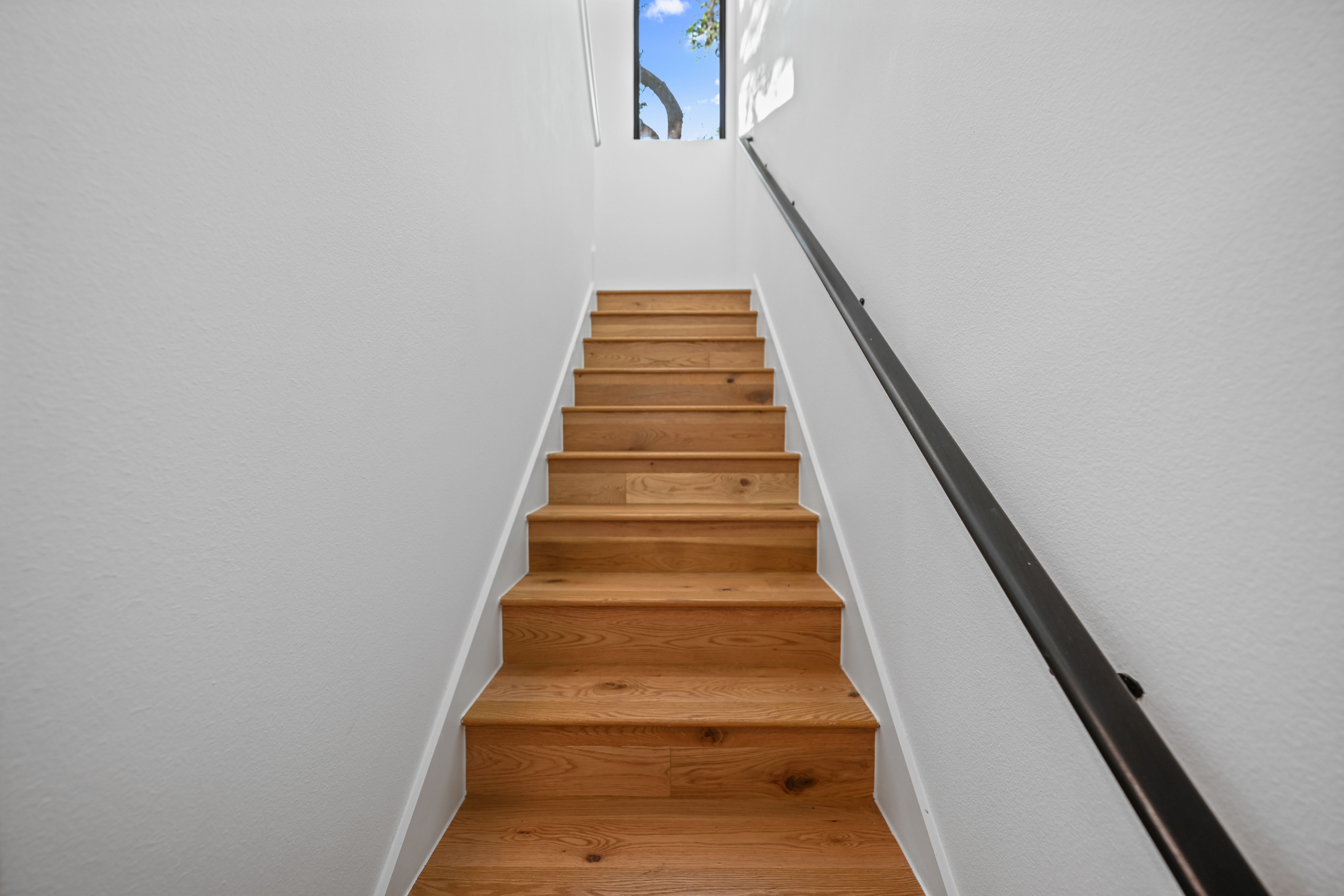 219 Lessin Lane, Unit 15 Austin, TX 78704 - Photo 33 of 53 Gallery Image 33
