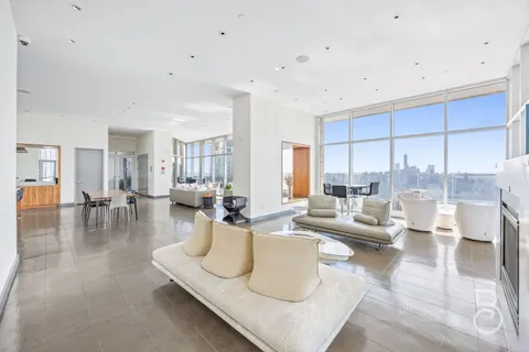 $1,999,000 | 75 Wall Street, Unit 25O | Financial District
