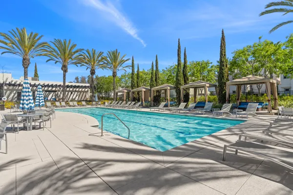 $1,300,000 | 5321 Ocean, Unit 101, Hawthorne, CA 90250