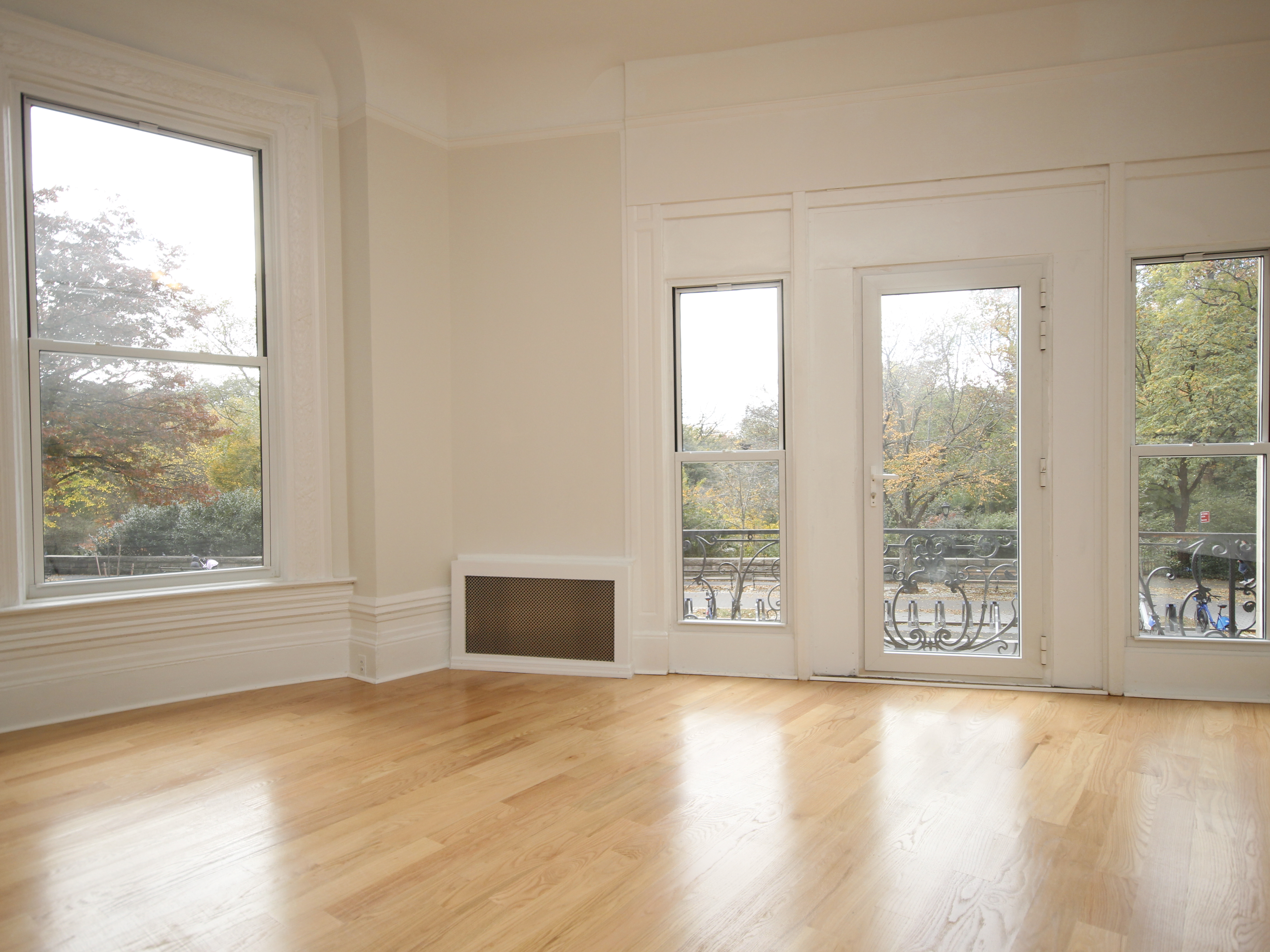 105 Riverside Drive, Unit 2F Manhattan, NY 10024 - Photo 3 of 11 Gallery Image 3