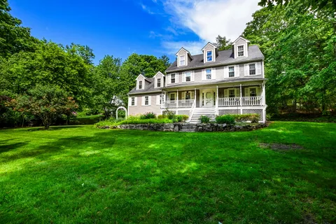 $849,000 | 48 Mill Pond Circle, Milford, MA 01757