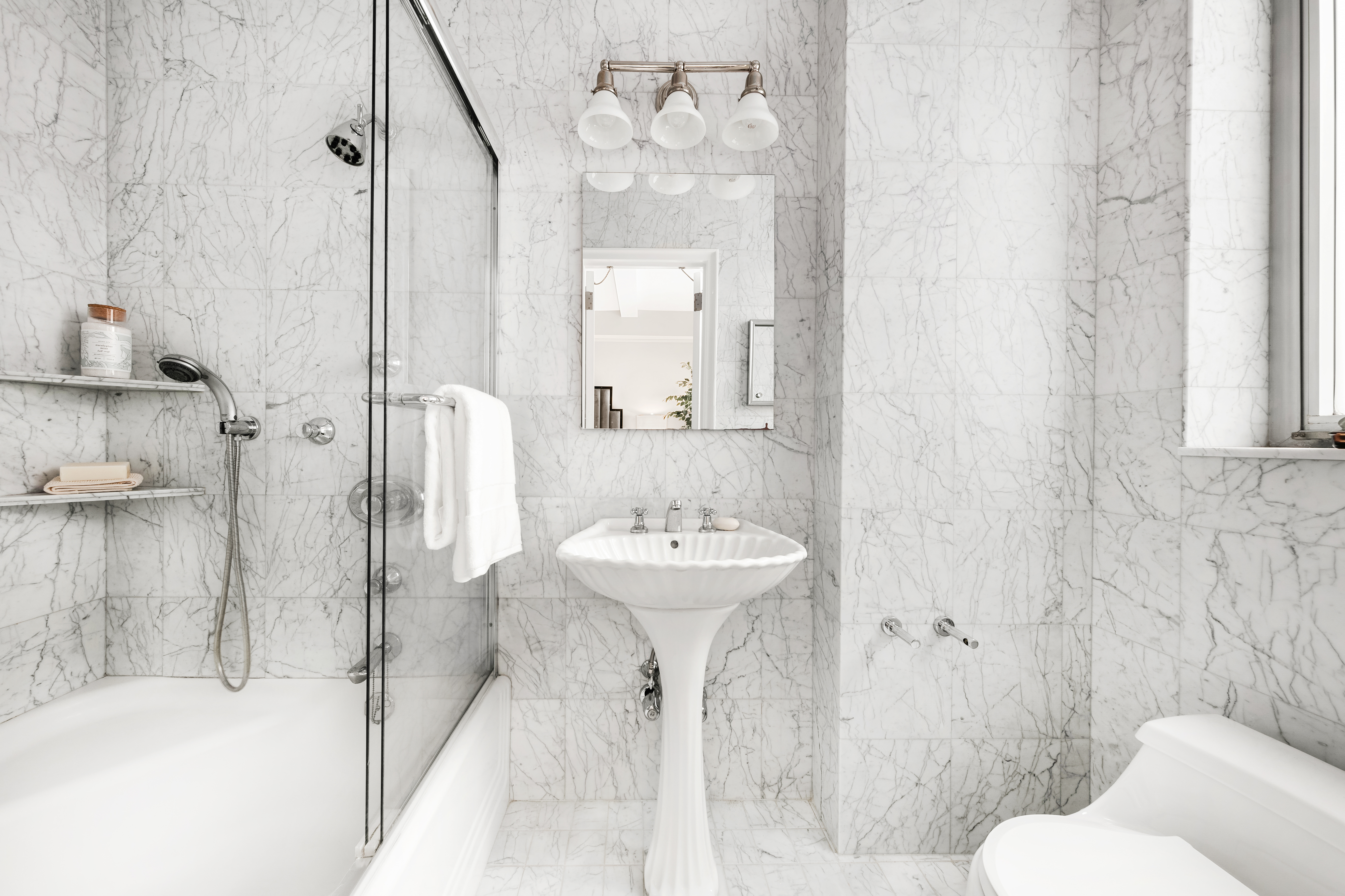 930 5th Avenue, Unit 7E Manhattan, NY 10021 - Photo 8 of 14