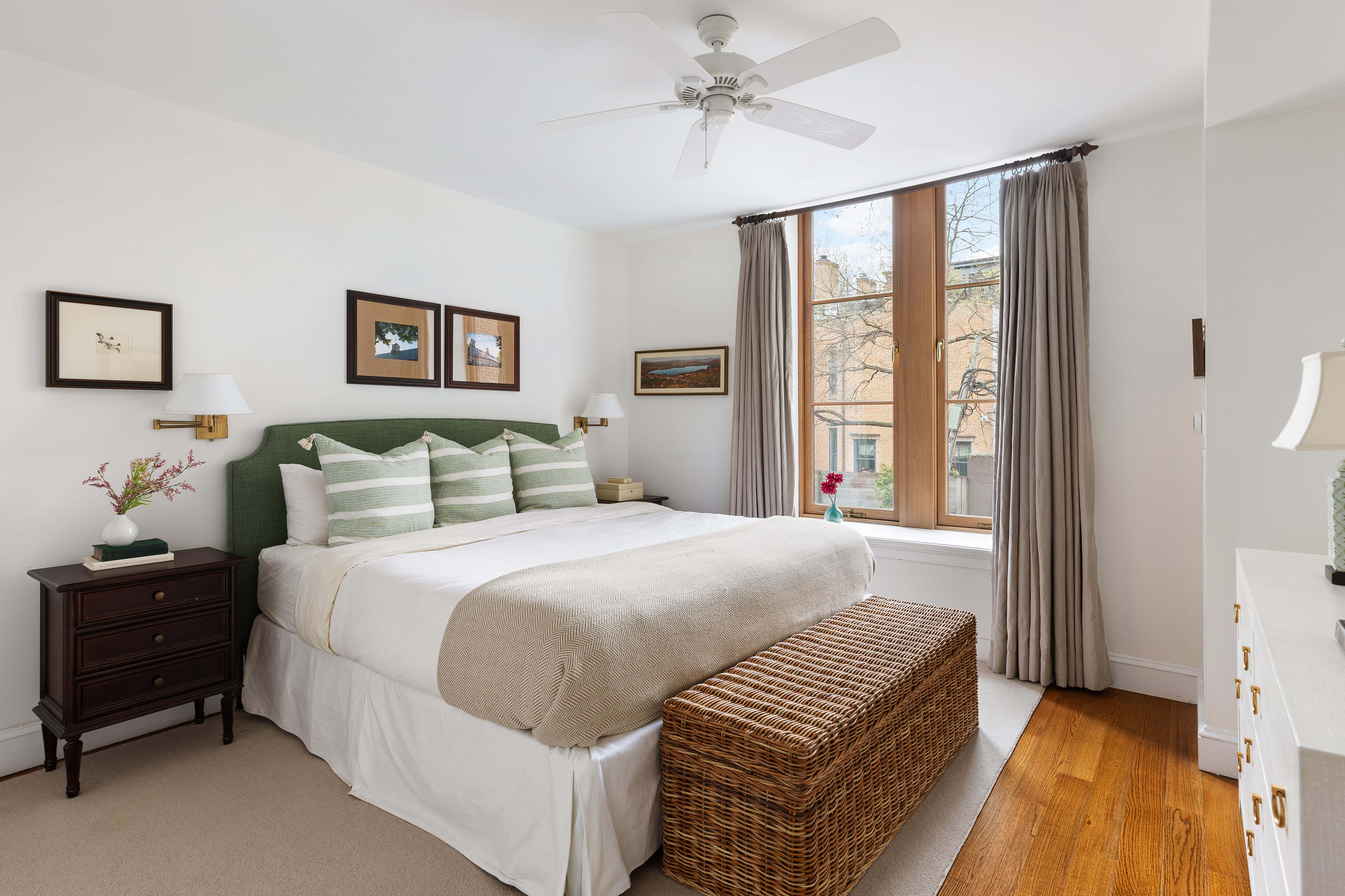 58 Strong Place, Unit 1D Brooklyn, NY 11231 - Photo 6 of 11 a bedroom with a large bed and a window